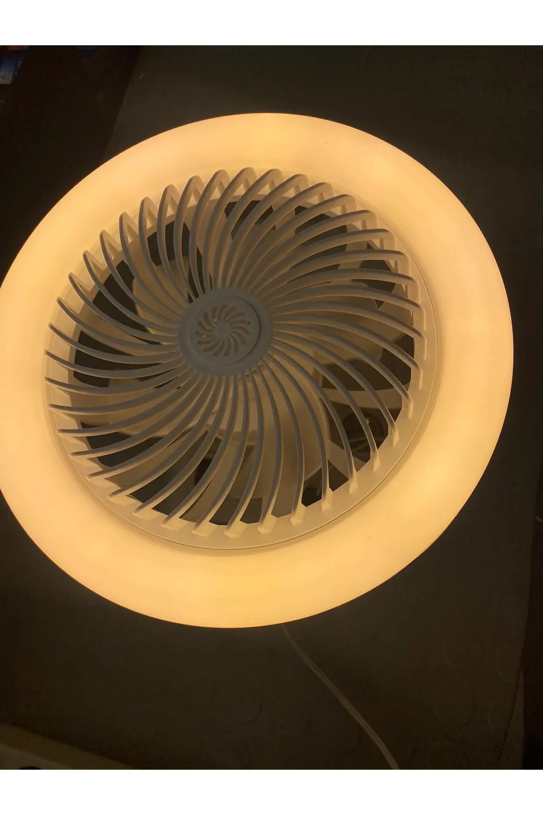 VANTİLATÖRLÜ LED AMPUL