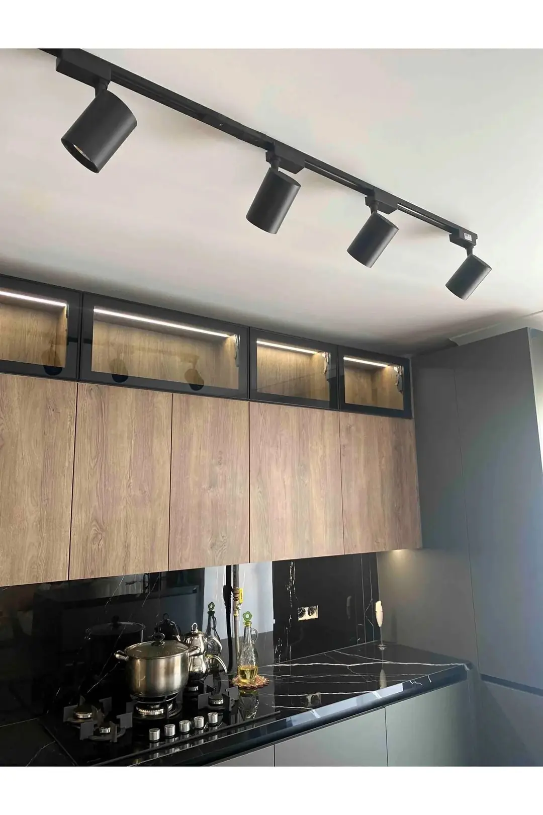 30 Watt Ray Spot 3 Lü Siyah Kasa Gün Işığı &;pro;ultra Aydınlatmalı 1 Metre Ray Ile Takım Led Spot
