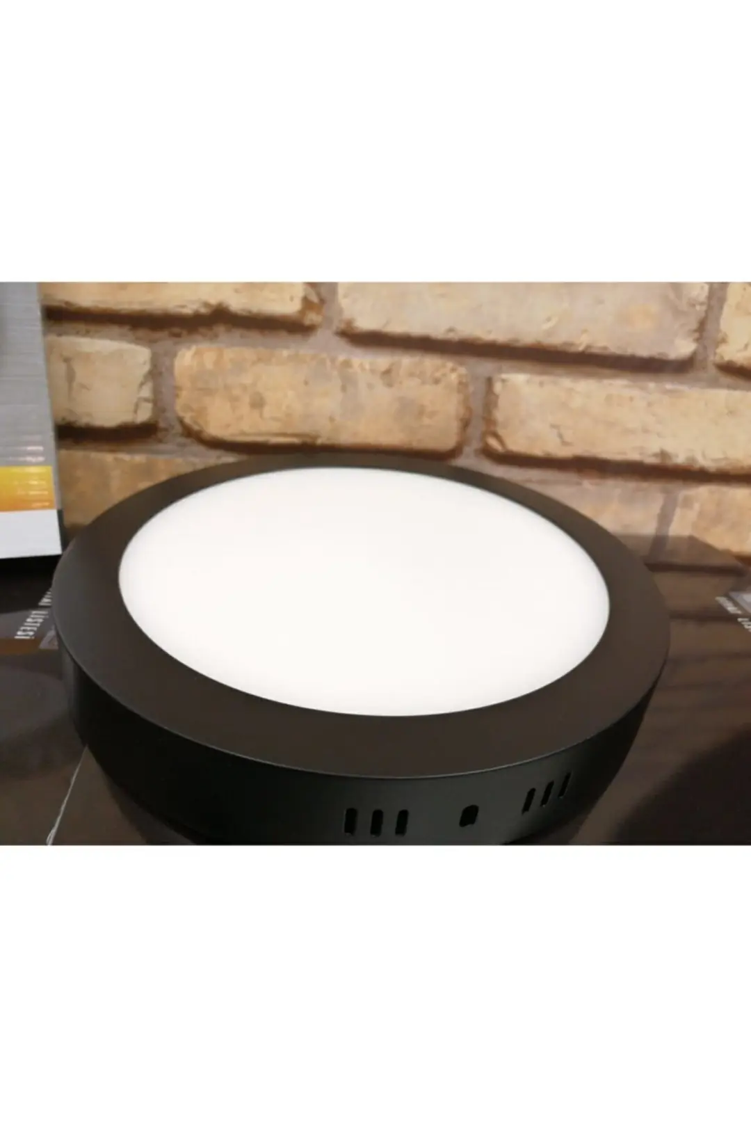 18 Watt Siyah Kasa Beyaz Işık Sıva Üstü Panel Led Fırın Boya